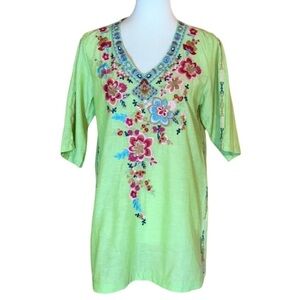 Adore linen blend tunic with beautiful, colorful embroidery Size Small